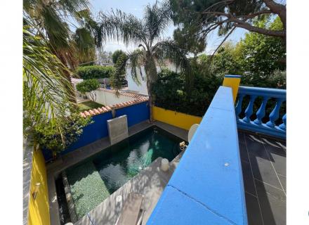 Villa ideal para alquiler con licencia turística, piscina, zona residencial, 4 dormitorios, 4 baños