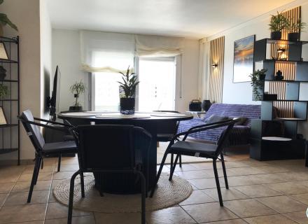 Appartement de 3 chambres avec piscine et parking privé à santa margarita roses