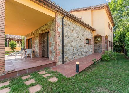 Vous recherchez une maison individuelle où profiter du calme, de l’intimité et de la nature ?