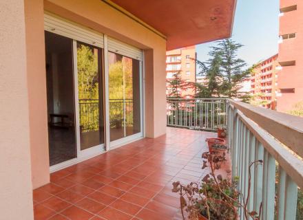 Gran pis a figueres cèntric de 4 habitacions.