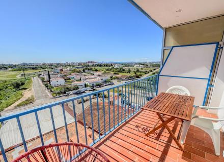 Estudio con vistas panorámicas y vistas al mar en roses