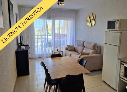 Encantador apartamento con licencia turística en la zona del puerto pesquero, roses.