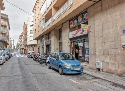 Local en venta c/fortià