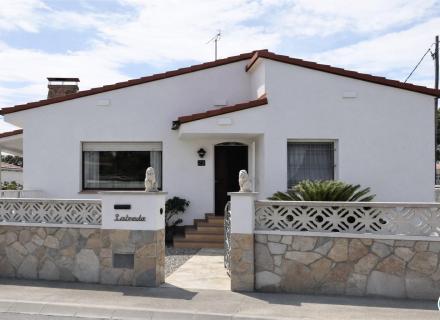 Se vende casa en mas bosca – roses