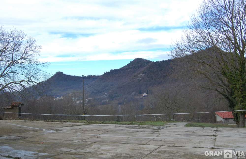 3ed4b051aeae052f1f0de0fab449bdce.jpg