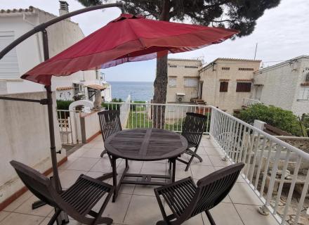 Apartament amb vista al mar