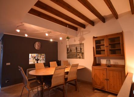 Producto exclusivo en venta: encantadora casa de pescador con 4 dormitorios, mezzanine y amarre privado