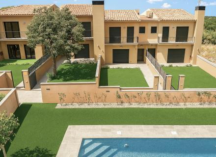 Promoción nueva en el balcó de l’empordà en palau saverdera. a partir de 450 000 €.
