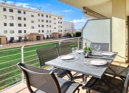 Apartamento de alto standing en roses a 50 m del mar