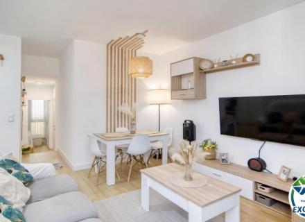 Apartament reformat de 2 dormitoris a 400 metres del mar, al centre de roses