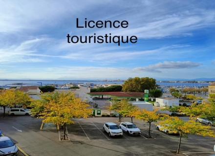 Superbe appartement au port de rosas avec licence touristique