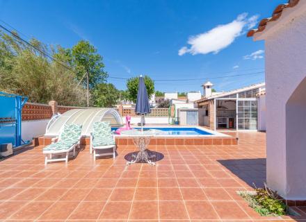 Casa 3 habitacions amb piscina