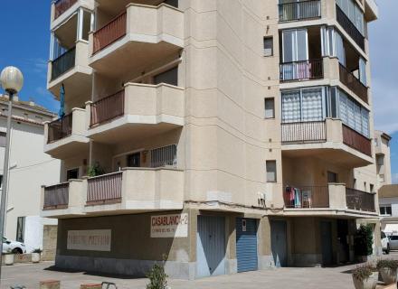 Appartement premiere etage , deux sale de bains