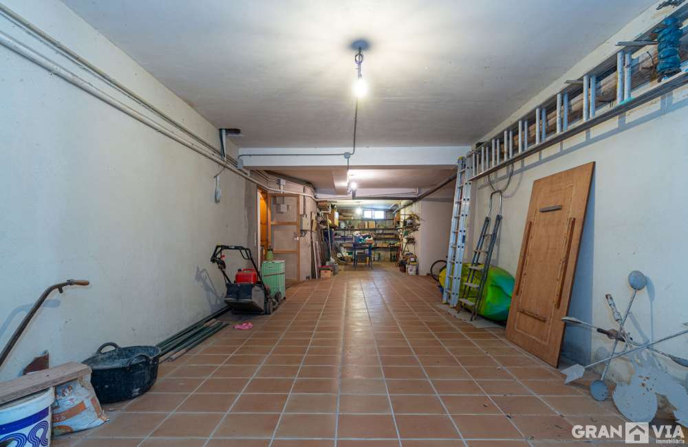 50ef641b2d9de28488922e548bf5fcb8.jpg