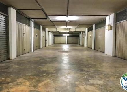 Garage souterrain à vendre à mas mates, roses