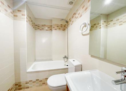 AV SALVADOR DALI 15-01.jpg