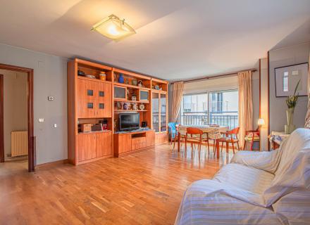 ¿buscas vivir en el corazón de figueres con todas las comodidades al alcance de la mano?