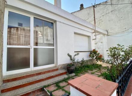 Planta baixa amb 3 habitacions i garatge a zona tranquil·la de torroella de montgrí.