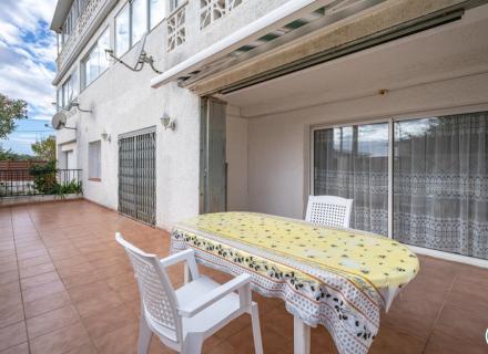 Magnifique appartement situé à roses