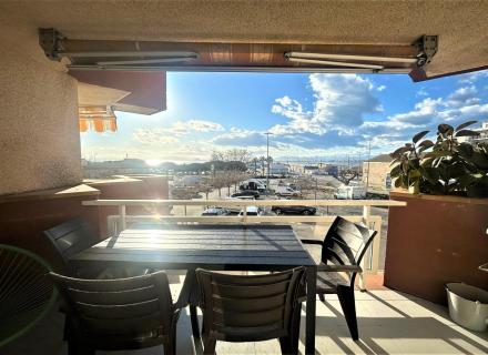 Appartement rénové avec vue mer & licence touristique