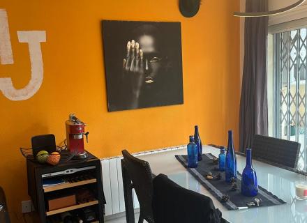 Bonica casa adossada i reformada a empuriabrava.