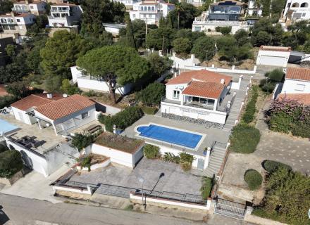 ¡oportunidad única! casa con vistas espectaculares a la bahía, piscina privada y licencia turística