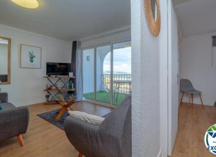 Magnífic apartament renovat a la vora del mar