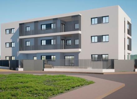 Promoción de obra nueva en colera – apartamentos con terraza, jardín y parking