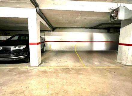 Parking en venta (c/col·legi)
