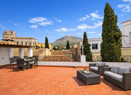Casa con vistas increíbles en el centro de torroella de montgrí.