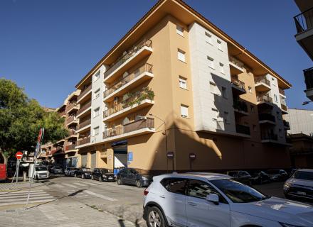 Pis en venda zona creu de la mà