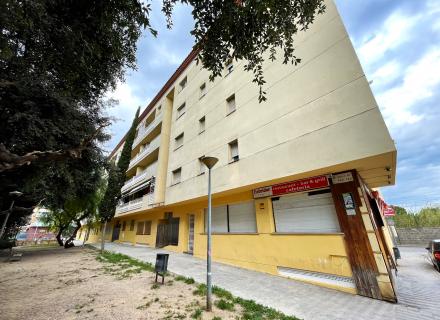 Dúplex de tres dormitoris en venda a la zona de creu de la mà