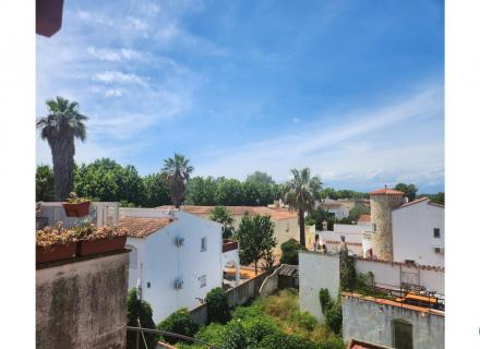 Acogedor apartamento de 85 m² con un amplio balcón en pleno centro de empuriabrava.