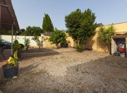 Finca rústica a palau saverdera