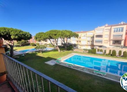 Gran reserva appartement de 2 chambres avec piscines, jardins et licence touristique à 100 mètres de la plage