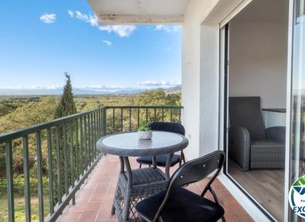 Piso reformado en zona tranquila de mas oliva – roses