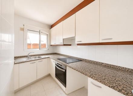 Appartement de 2 chambres avec 3 terrasses – 79 m²