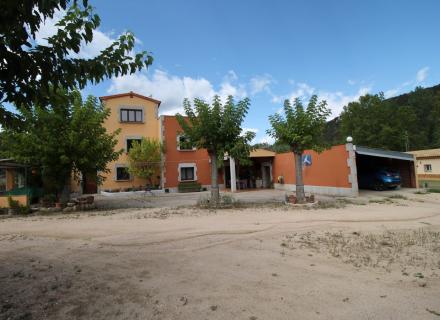 Magnífica finca a girona.